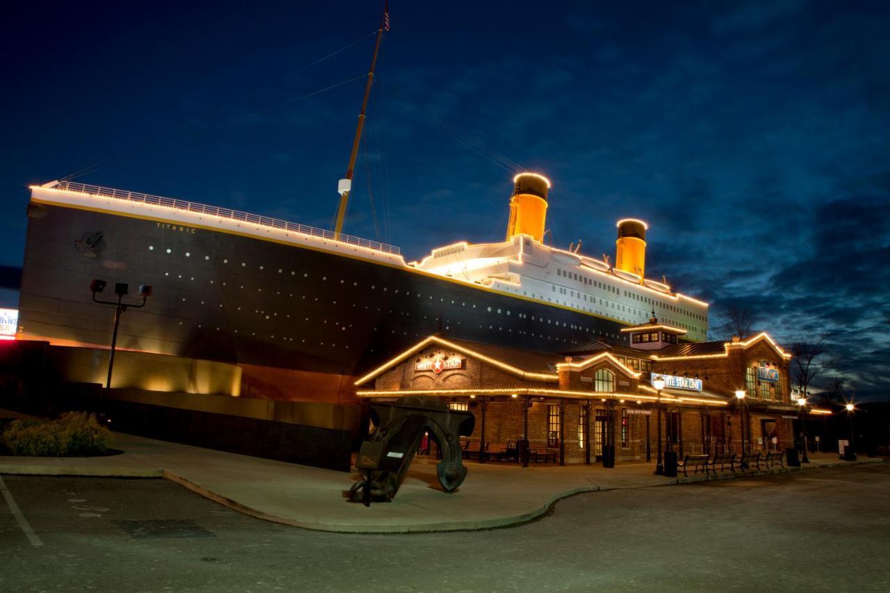 Red Oak Ridge, Hot Tub, Pool Table, Wifi, 1089 Free Tickets Each Paid Day, Dollywood And More Sevierville Dış mekan fotoğraf